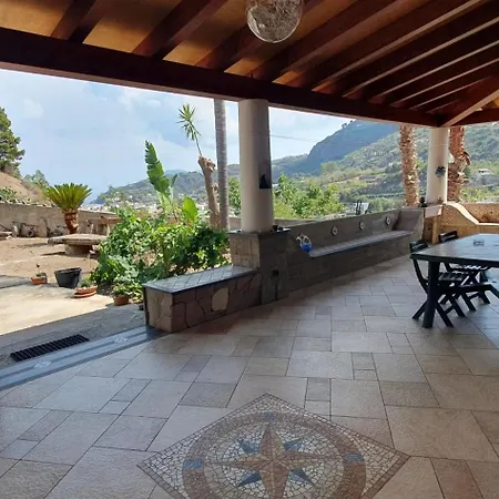 Oasi Casa Vacanza Villetta Indipendente Lipari (Isola Lipari)